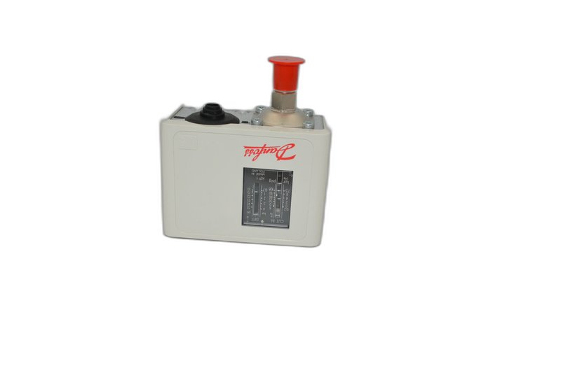 Ճնշման ռելե Danfoss KP 1 ցածր