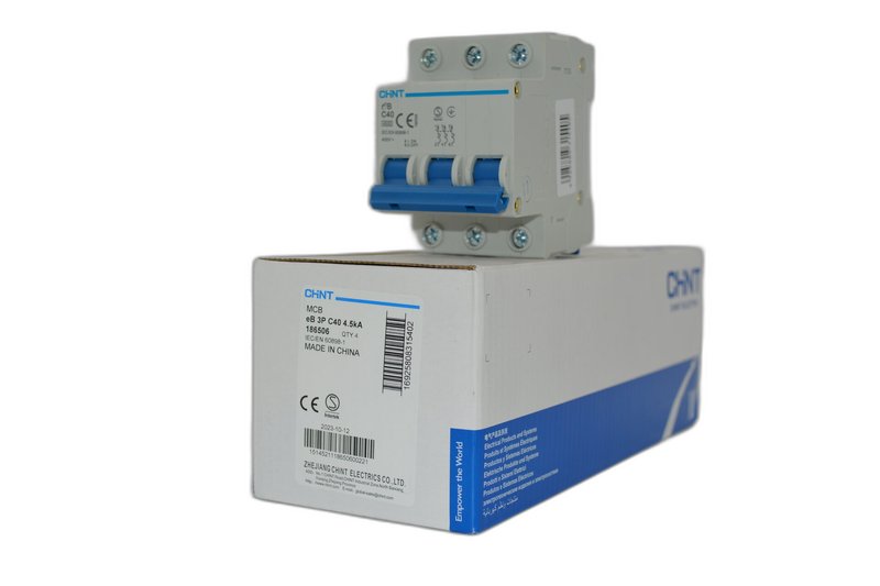 Автоматический выключатель 3 фазы 40 А Chint